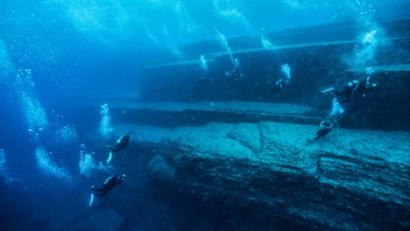 Phát hiện kim tự tháp đồ sộ dưới đáy biển Nhật Bản: Dấu tích của một nền văn minh thất lạc?